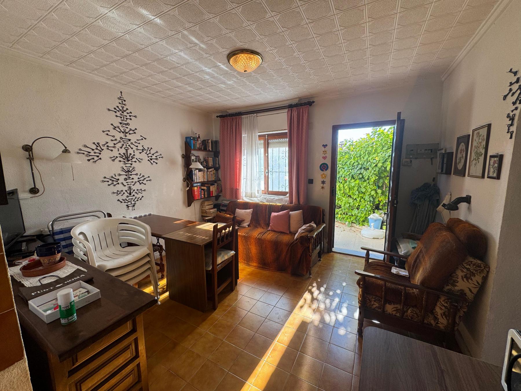 2 Bed, 1 Bath, HouseFor Sale, Torrevieja, Alicante