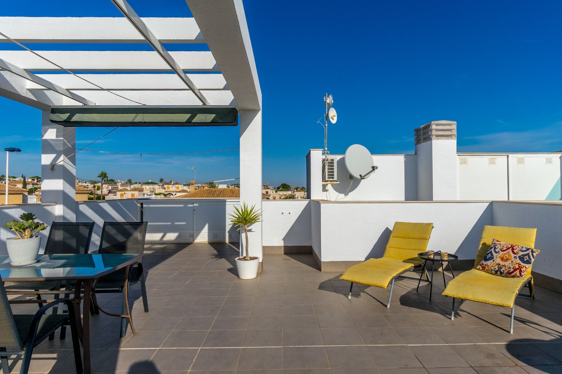 2 Bed, 2 Bath, ApartmentFor Sale, Torrevieja, Alicante