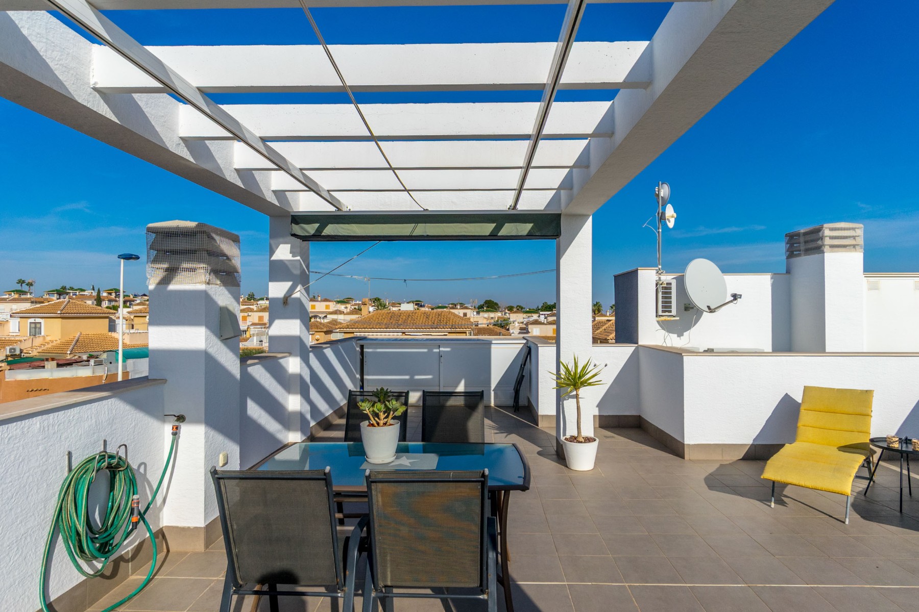 2 Bed, 2 Bath, ApartmentFor Sale, Torrevieja, Alicante