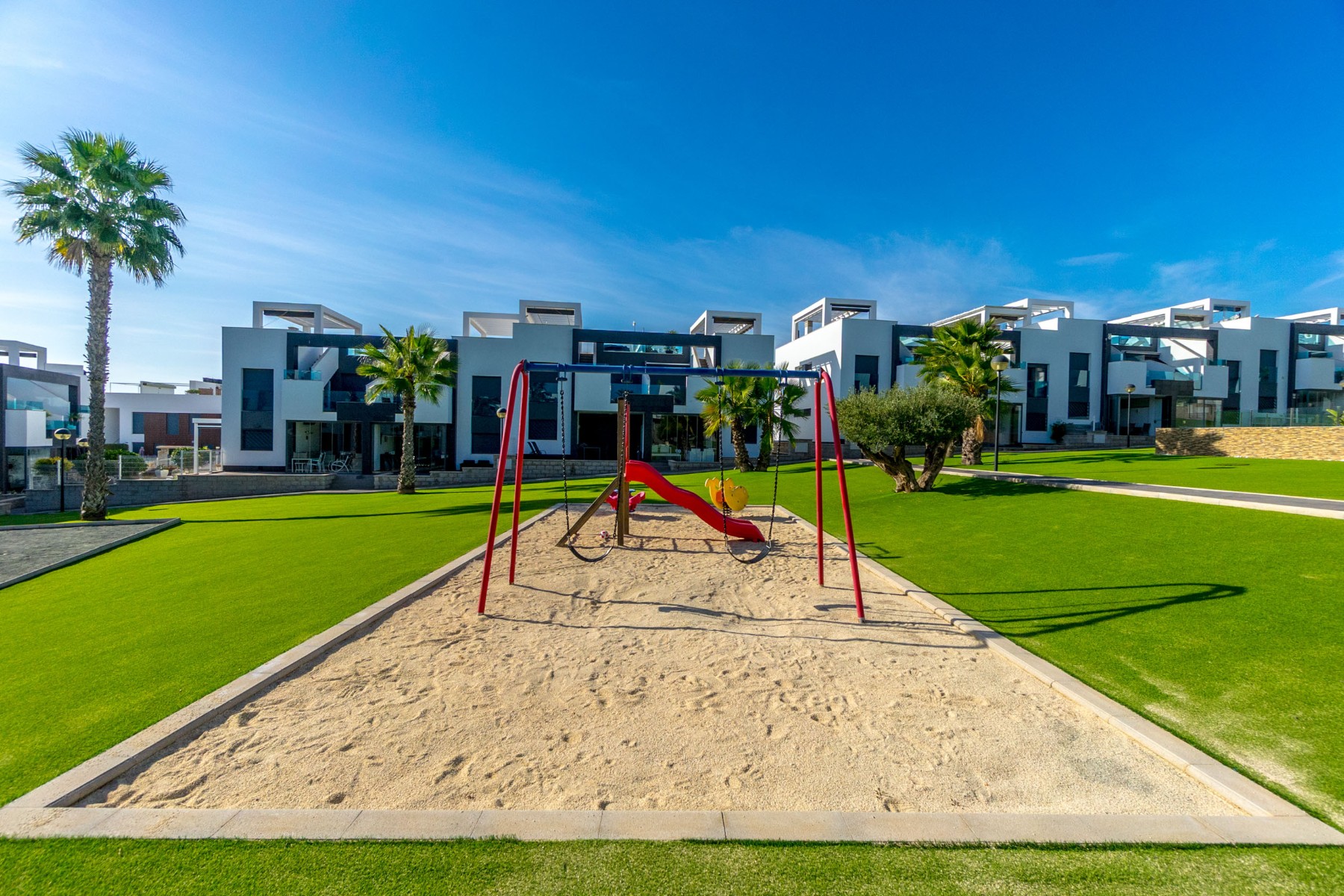 2 Bed, 2 Bath, ApartmentFor Sale, Torrevieja, Alicante