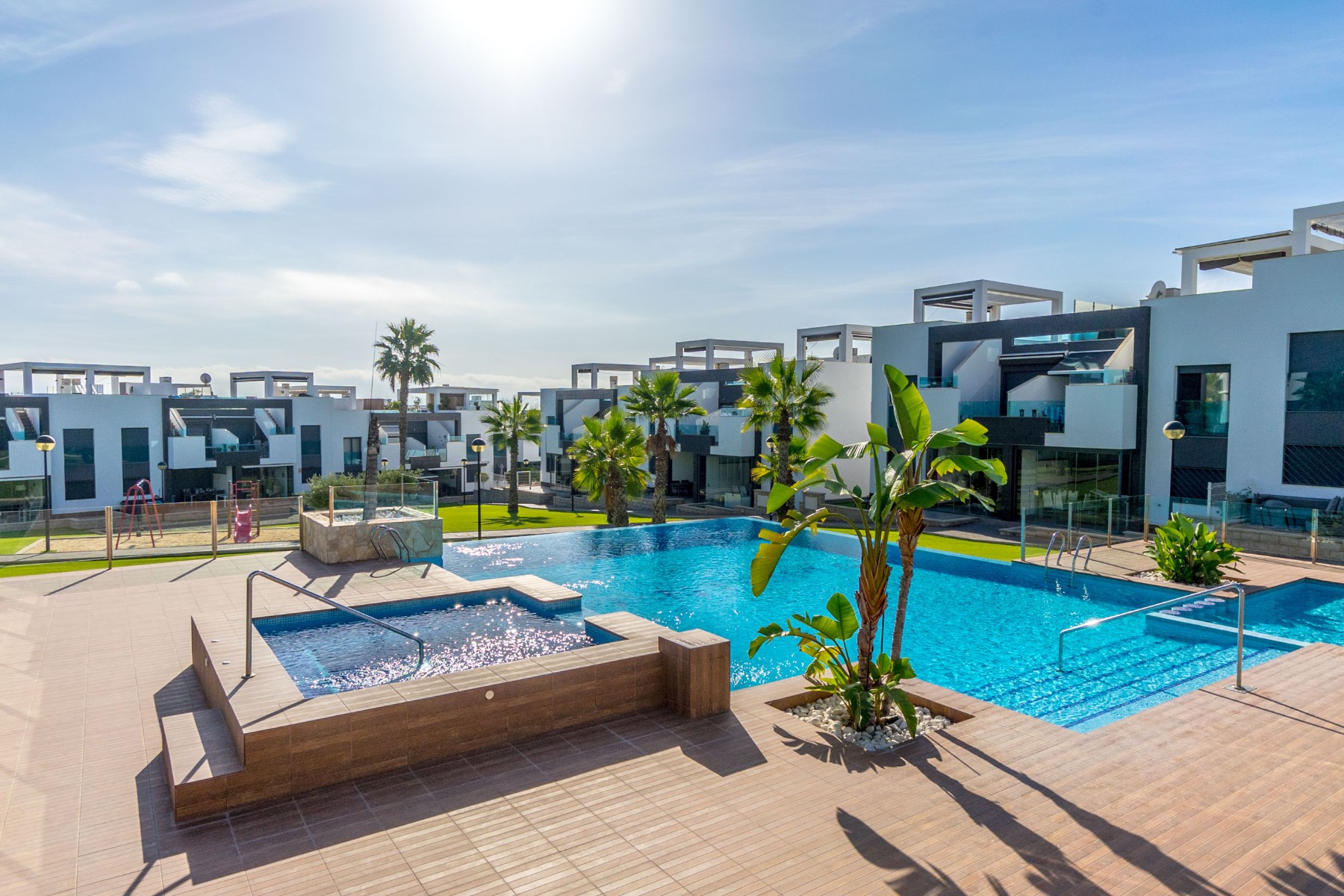 2 Bed, 2 Bath, ApartmentFor Sale, Torrevieja, Alicante