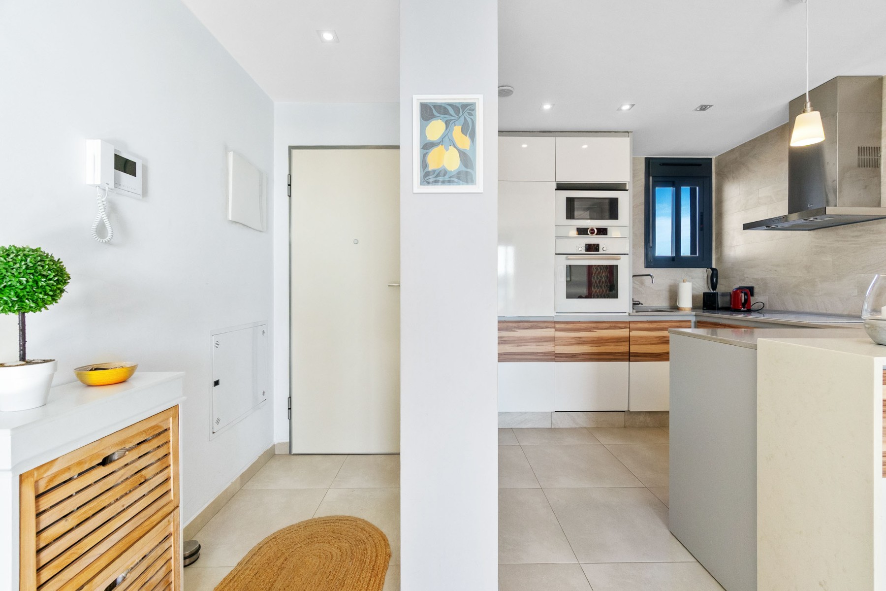 2 Bed, 2 Bath, ApartmentFor Sale, Torrevieja, Alicante