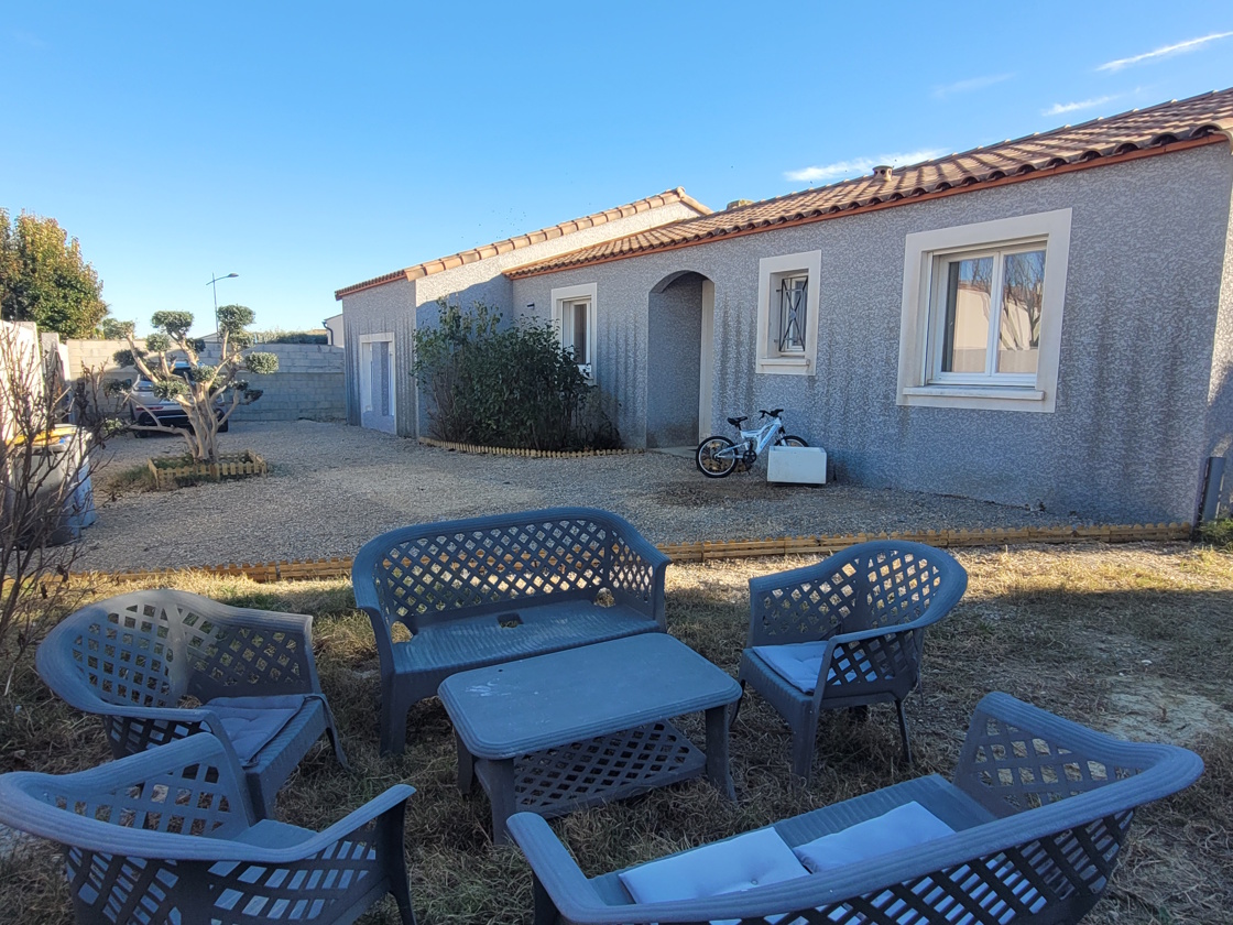 5 Bed, 2 Bath, HouseFor Sale, Alignan Du Vent, Herault, Languedoc-Roussillon, 34290