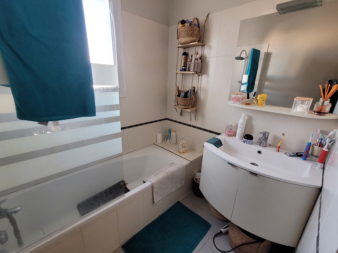 5 Bed, 2 Bath, HouseFor Sale, Alignan Du Vent, Herault, Languedoc-Roussillon, 34290