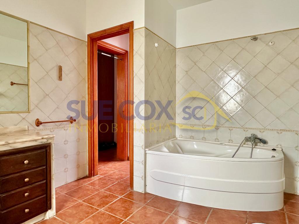 4 Bed, HouseFor Sale, Calle Carlos Arniches, Tahíche, Lanzarote, Isla Canarias, 35507