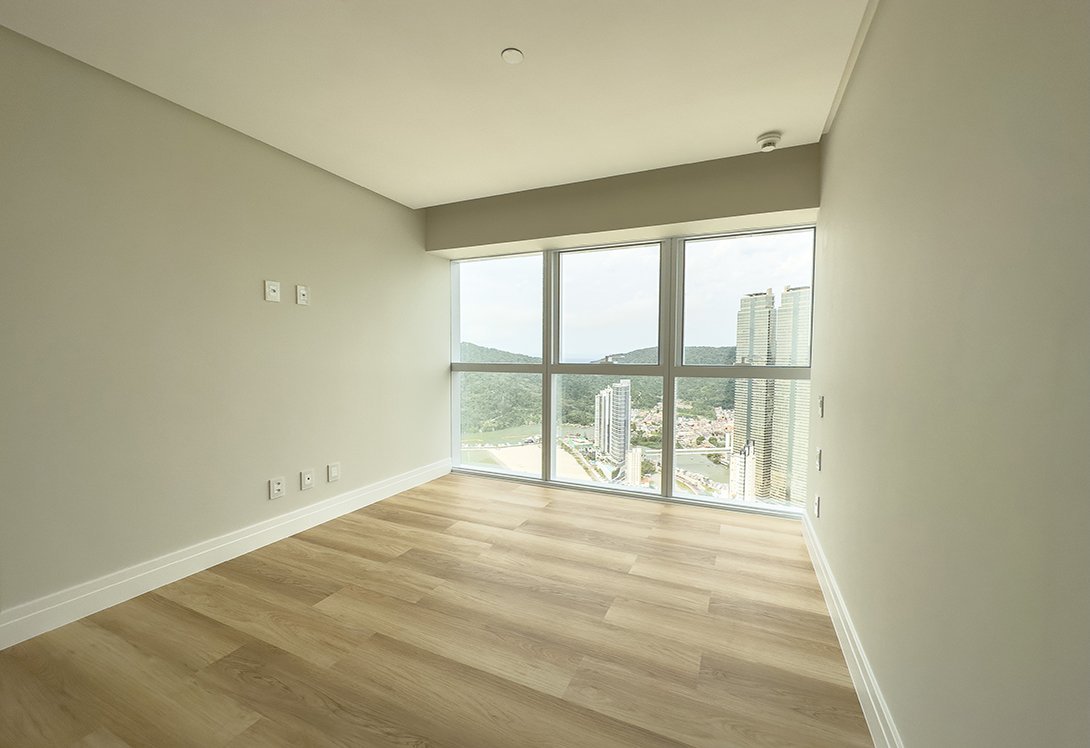 4 Bed, 5 Bath, ApartmentFor Sale, Brazil, Santa Catarina, 88330-030