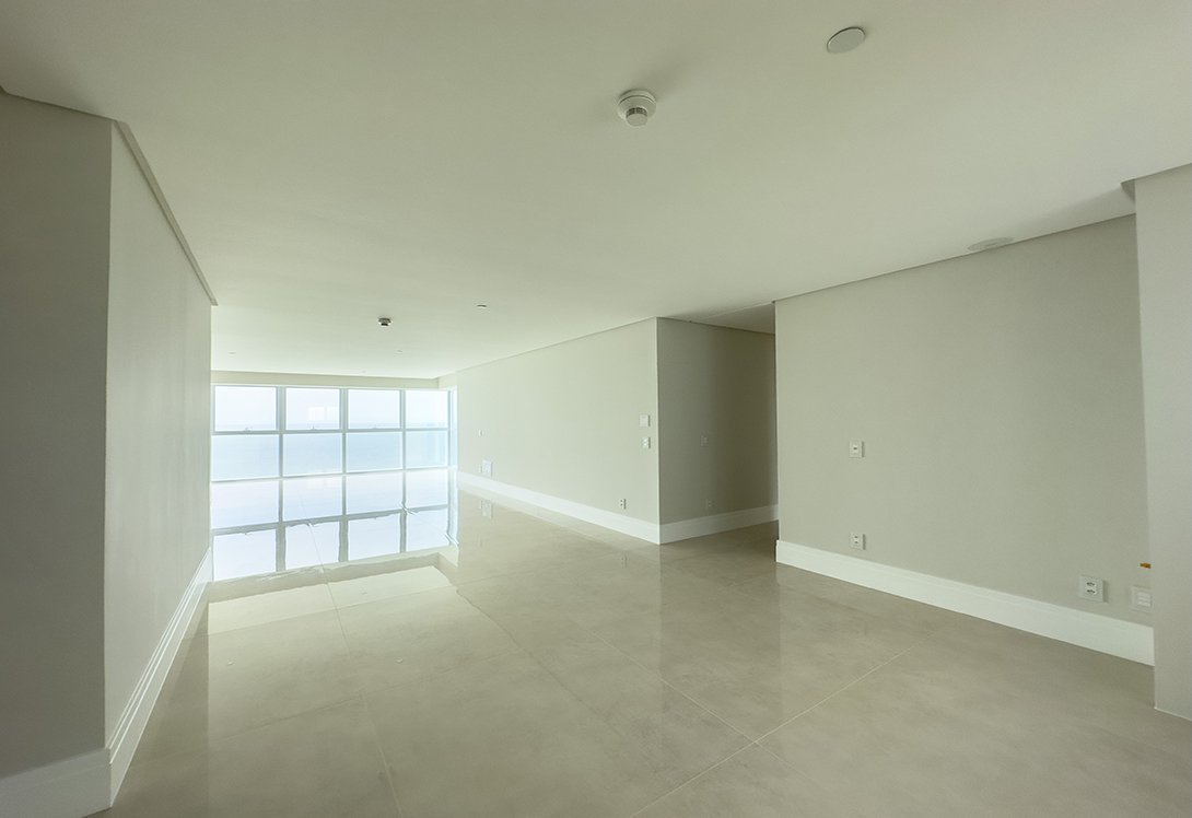 4 Bed, 5 Bath, ApartmentFor Sale, Brazil, Santa Catarina, 88330-030