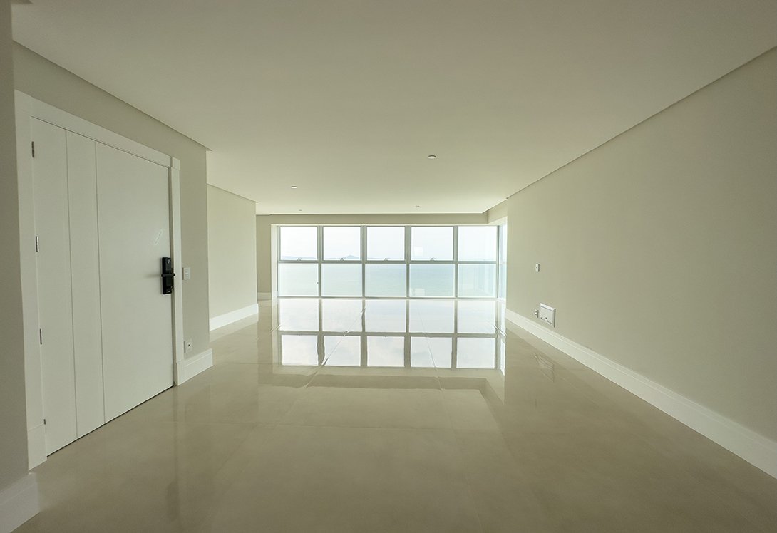 4 Bed, 5 Bath, ApartmentFor Sale, Brazil, Santa Catarina, 88330-030