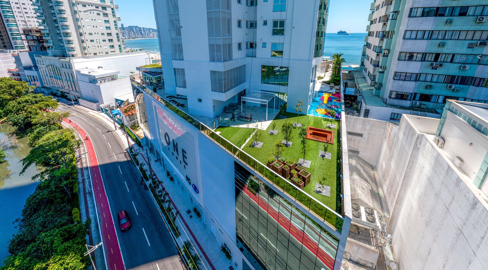 4 Bed, 5 Bath, ApartmentFor Sale, Brazil, Santa Catarina, 88330-030