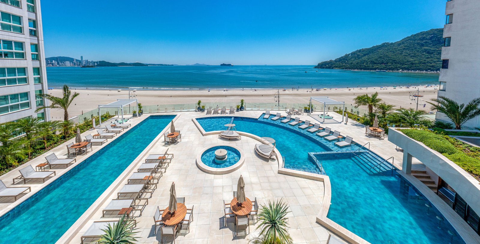 4 Bed, 5 Bath, ApartmentFor Sale, Brazil, Santa Catarina, 88330-030