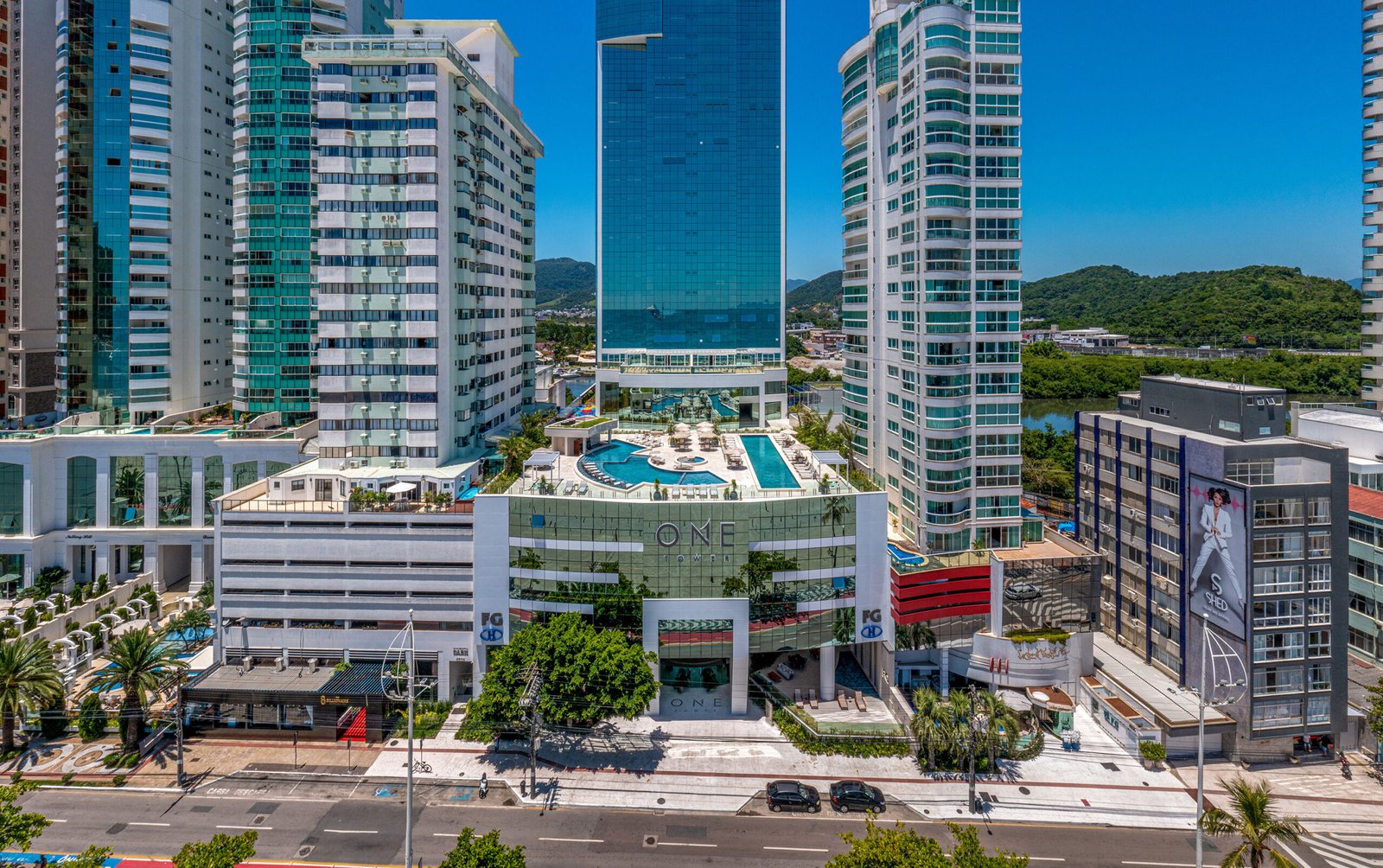 4 Bed, 5 Bath, ApartmentFor Sale, Brazil, Santa Catarina, 88330-030