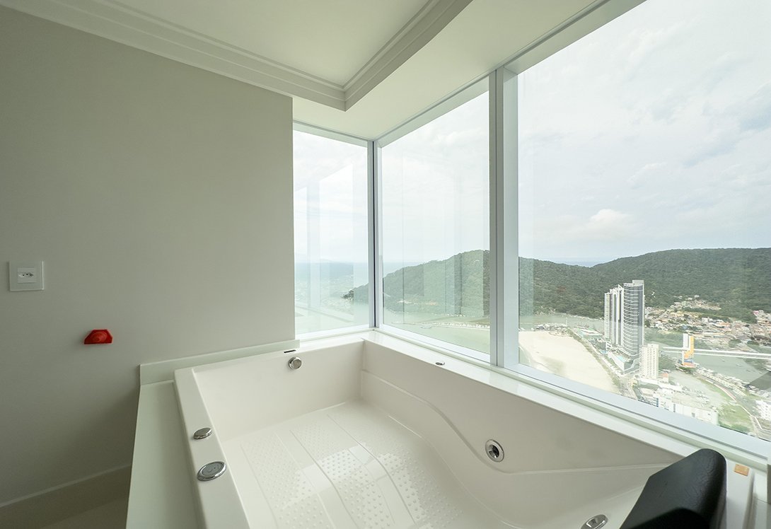 4 Bed, 5 Bath, ApartmentFor Sale, Brazil, Santa Catarina, 88330-030