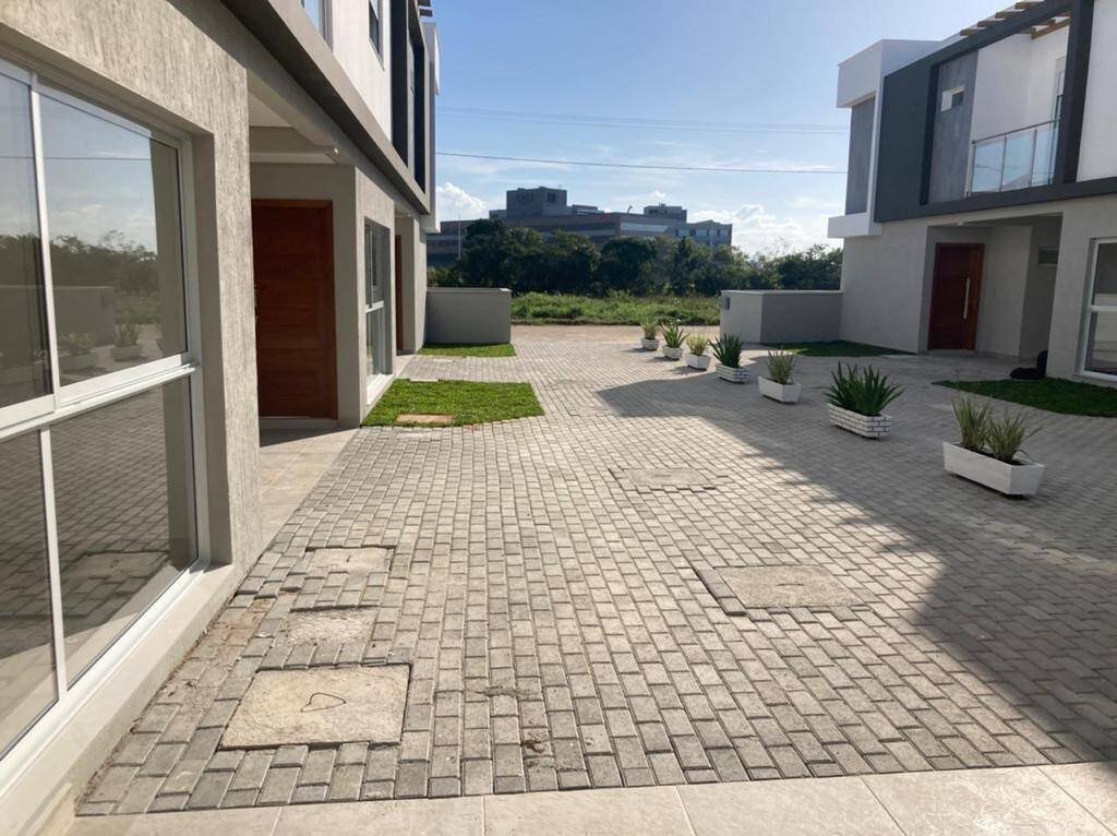 3 Bed, 2 Bath, HouseFor Sale, Morro das Pedras, Santa Catarina, 88066-018