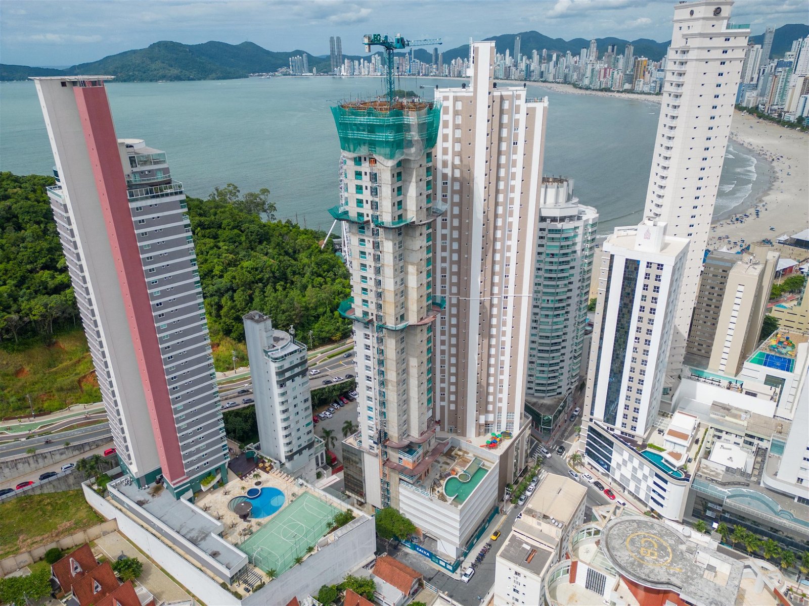 4 Bed, 5 Bath, ApartmentFor Sale, Pioneiros, Santa Catarina, 88331-120