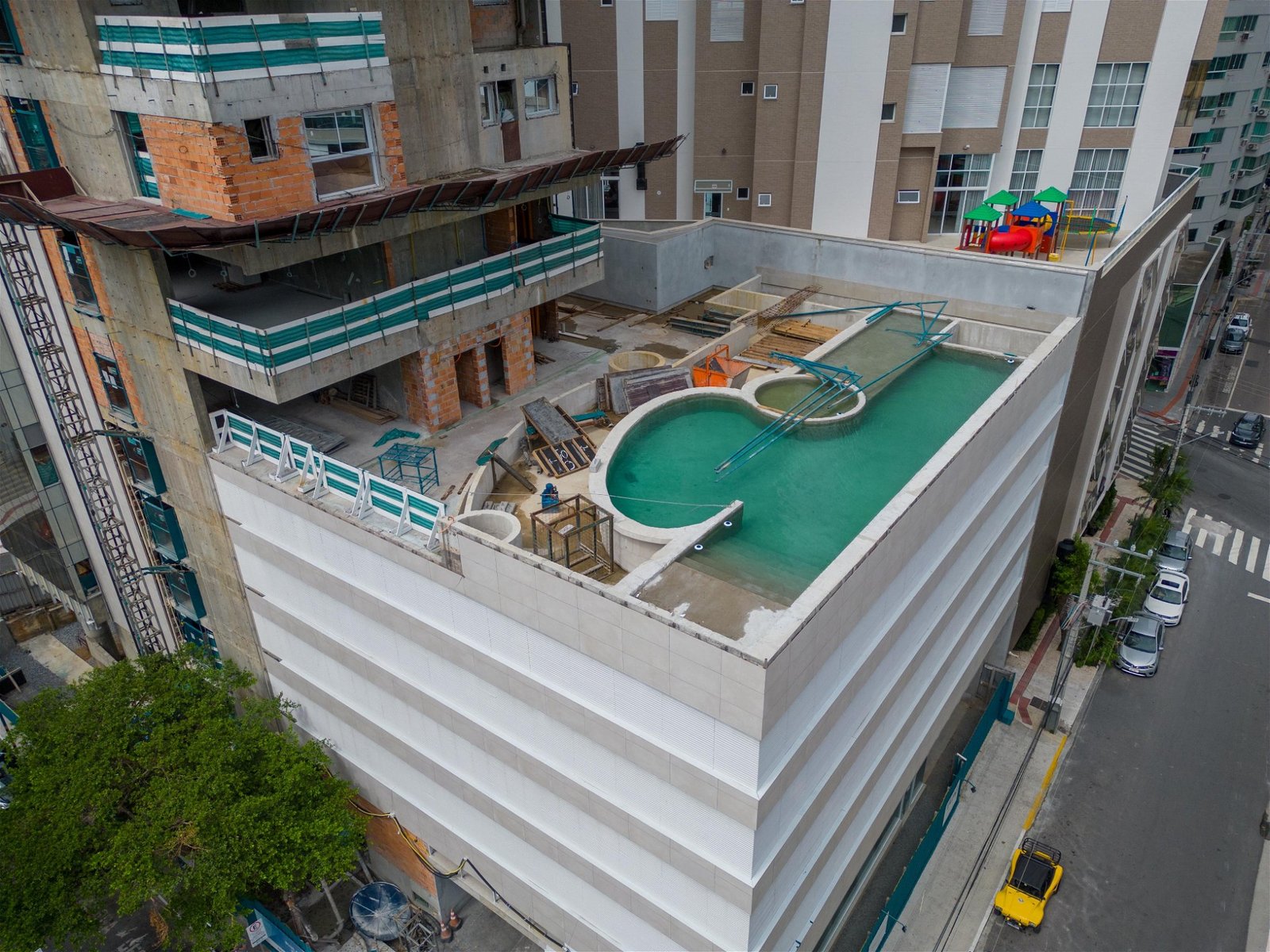 4 Bed, 5 Bath, ApartmentFor Sale, Pioneiros, Santa Catarina, 88331-120