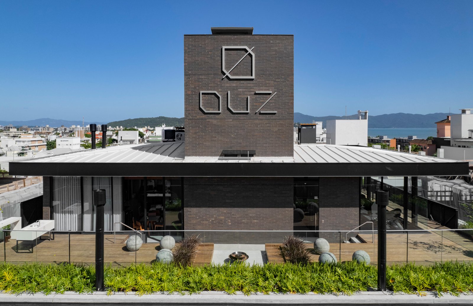 3 Bed, 3 Bath, ApartmentFor Sale, Jurerê, Santa Catarina, 88053-565