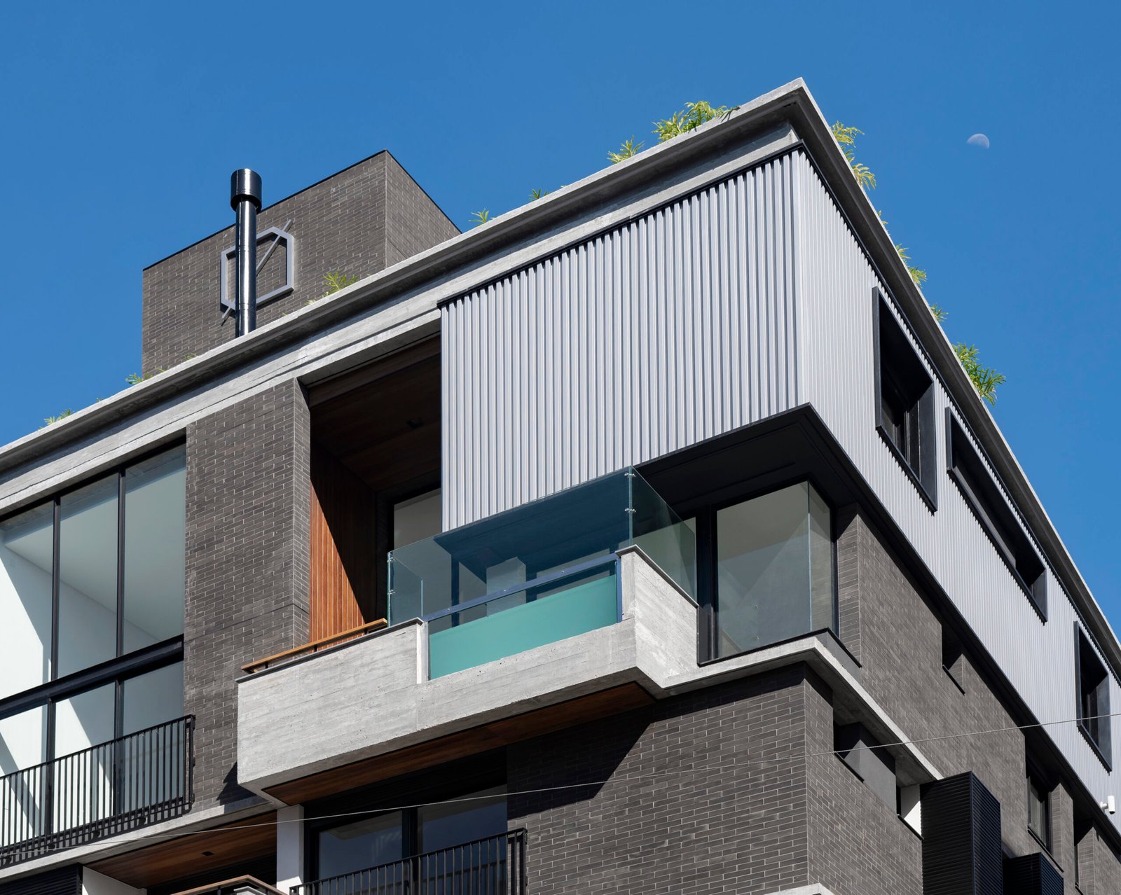 3 Bed, 3 Bath, ApartmentFor Sale, Jurerê, Santa Catarina, 88053-565