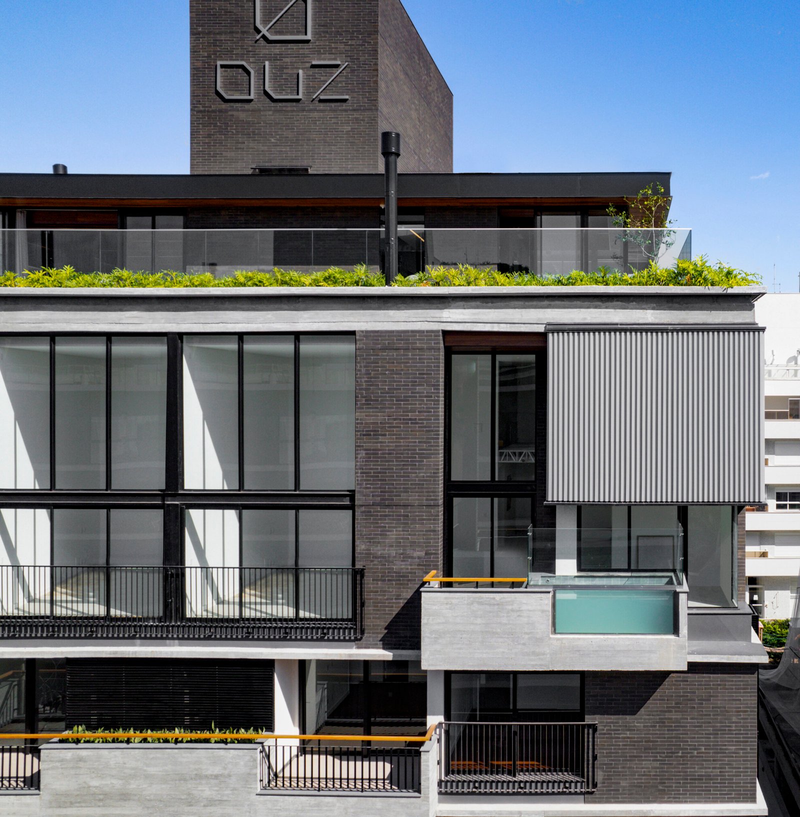 3 Bed, 3 Bath, ApartmentFor Sale, Jurerê, Santa Catarina, 88053-565