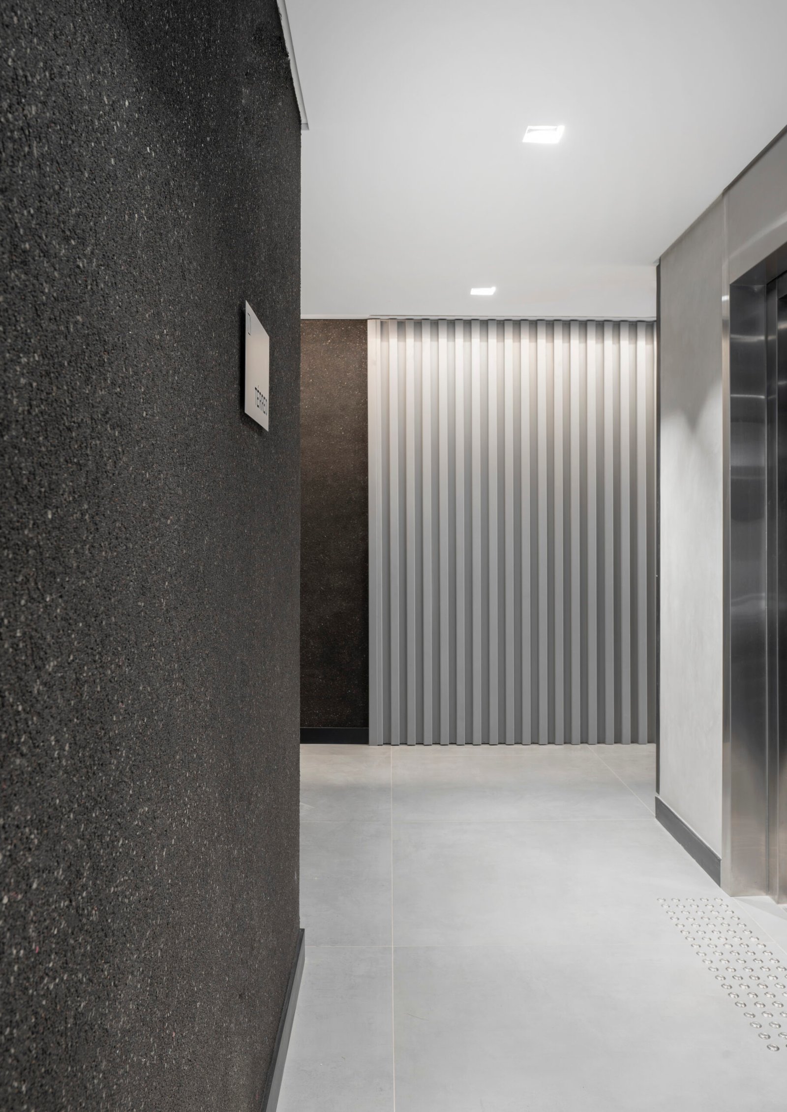 3 Bed, 3 Bath, ApartmentFor Sale, Jurerê, Santa Catarina, 88053-565