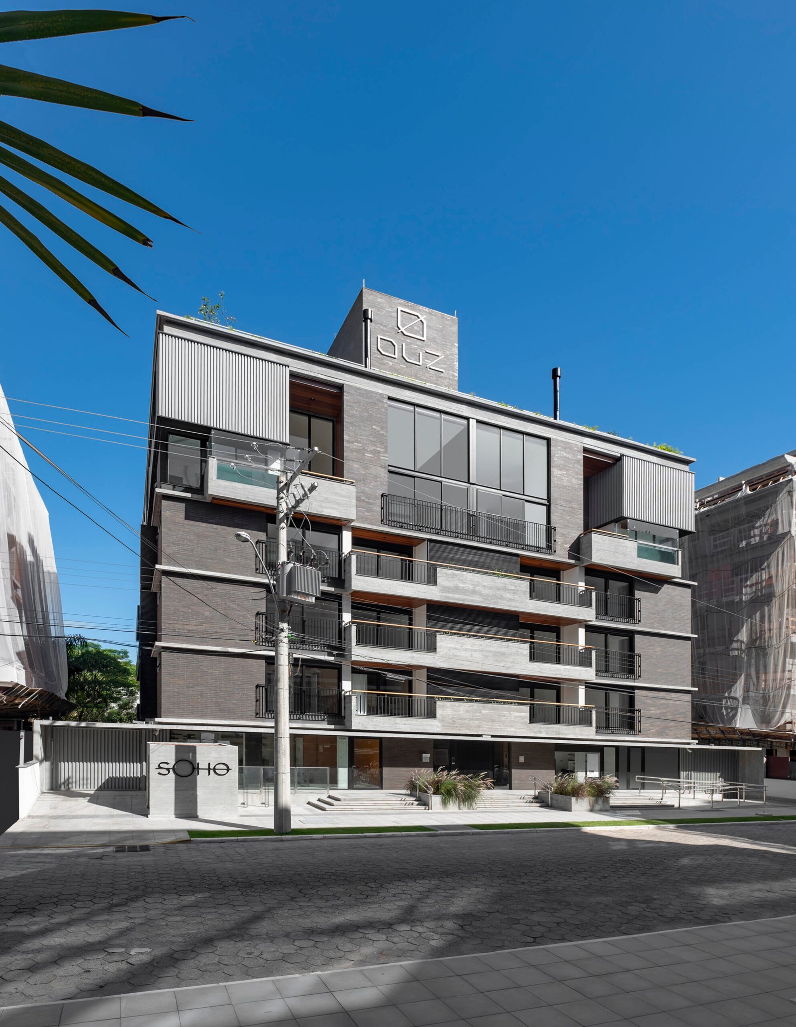 3 Bed, 3 Bath, ApartmentFor Sale, Jurerê, Santa Catarina, 88053-565