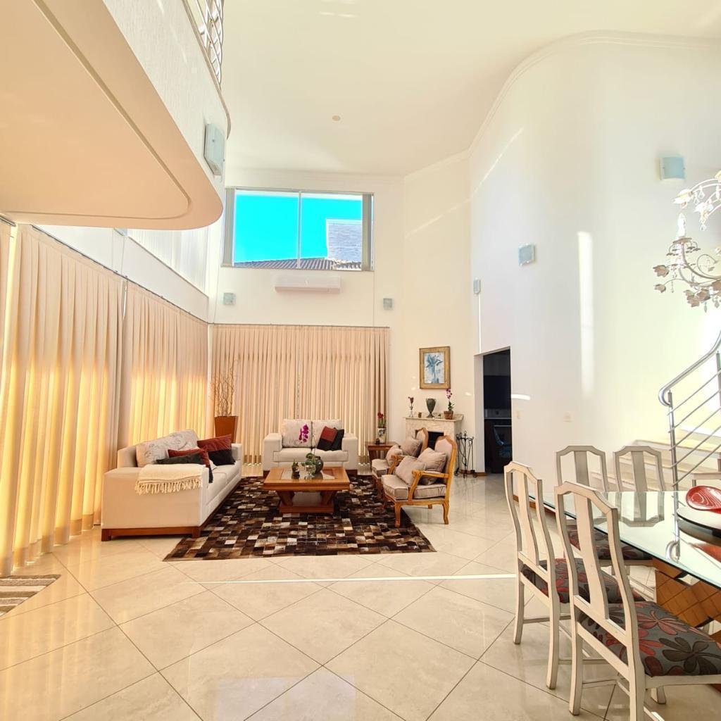 5 Bed, 6 Bath, HouseFor Sale, Jurerê Internacional, Santa Catarina, 88053-408