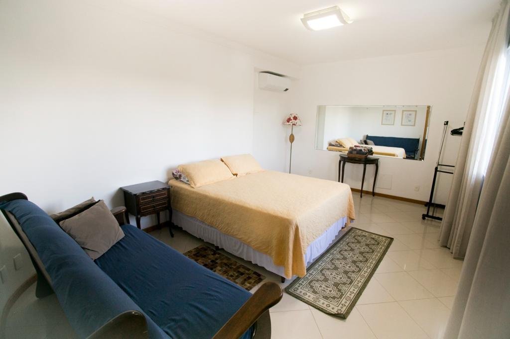 5 Bed, 6 Bath, HouseFor Sale, Jurerê Internacional, Santa Catarina, 88053-408