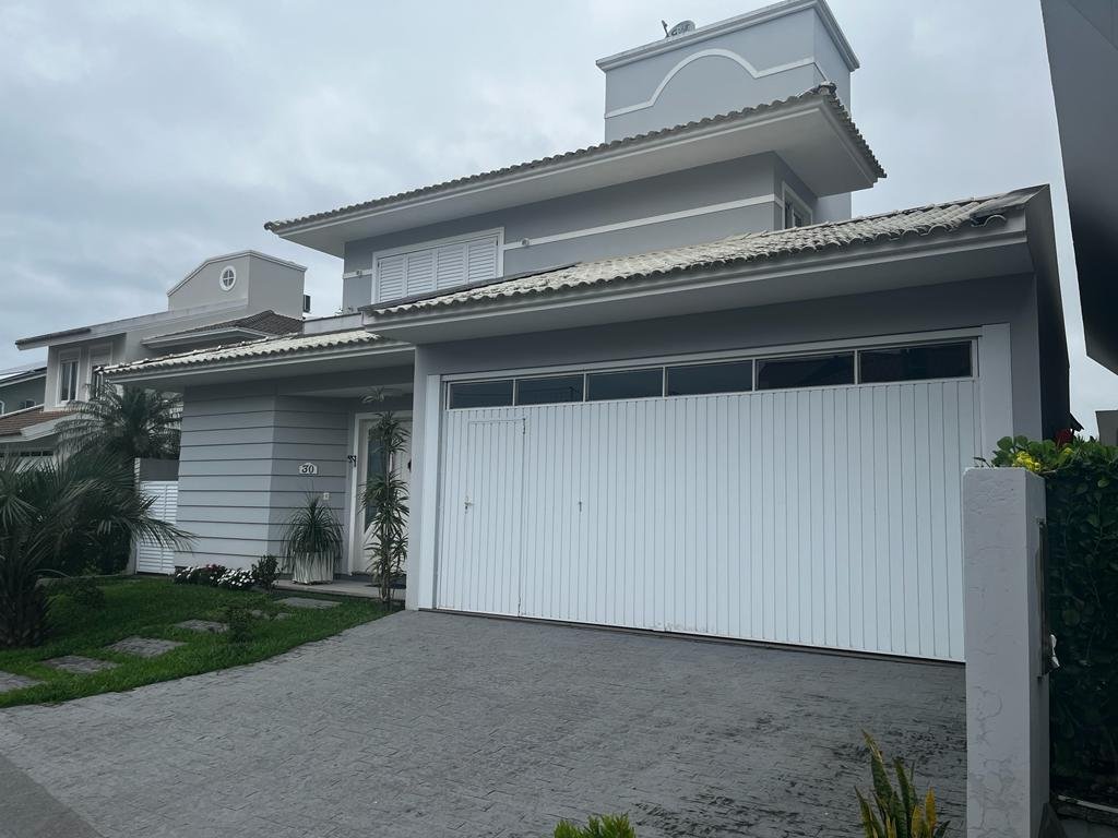 3 Bed, 4 Bath, HouseFor Sale