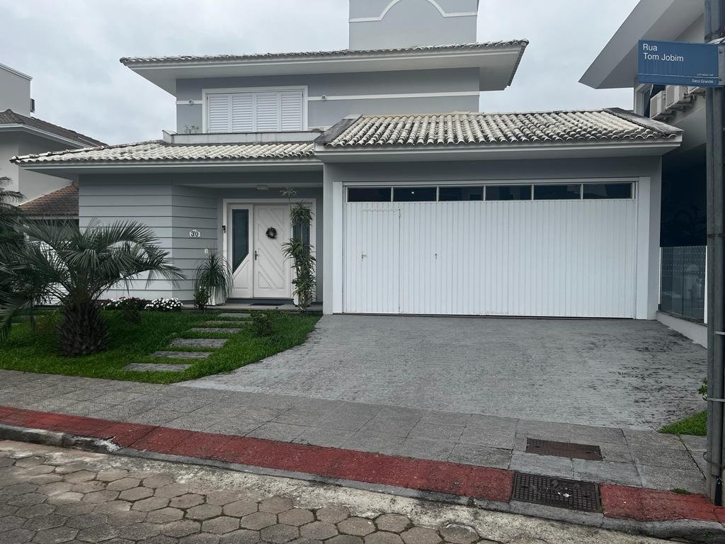 3 Bed, 4 Bath, HouseFor Sale