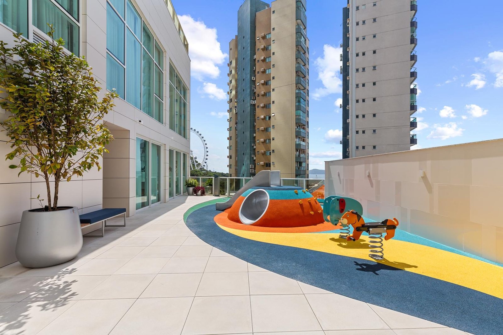 4 Bed, 6 Bath, ApartmentFor Sale, Pioneiros, Santa Catarina, 88331-010