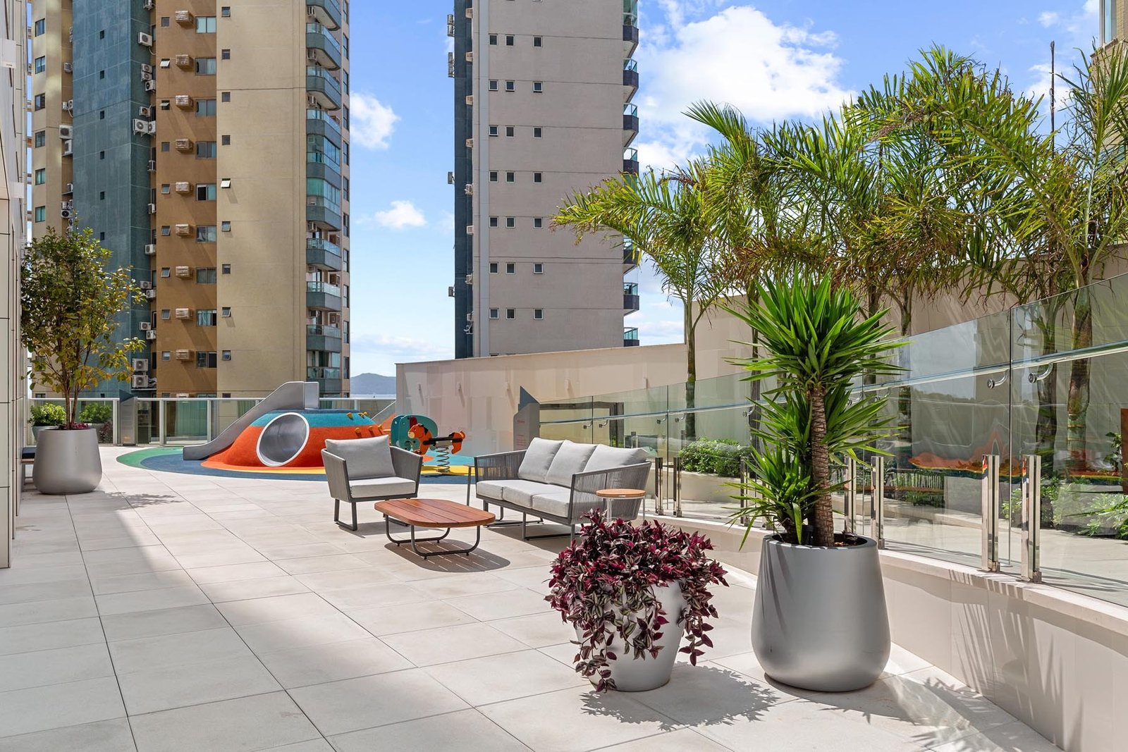 4 Bed, 6 Bath, ApartmentFor Sale, Pioneiros, Santa Catarina, 88331-010