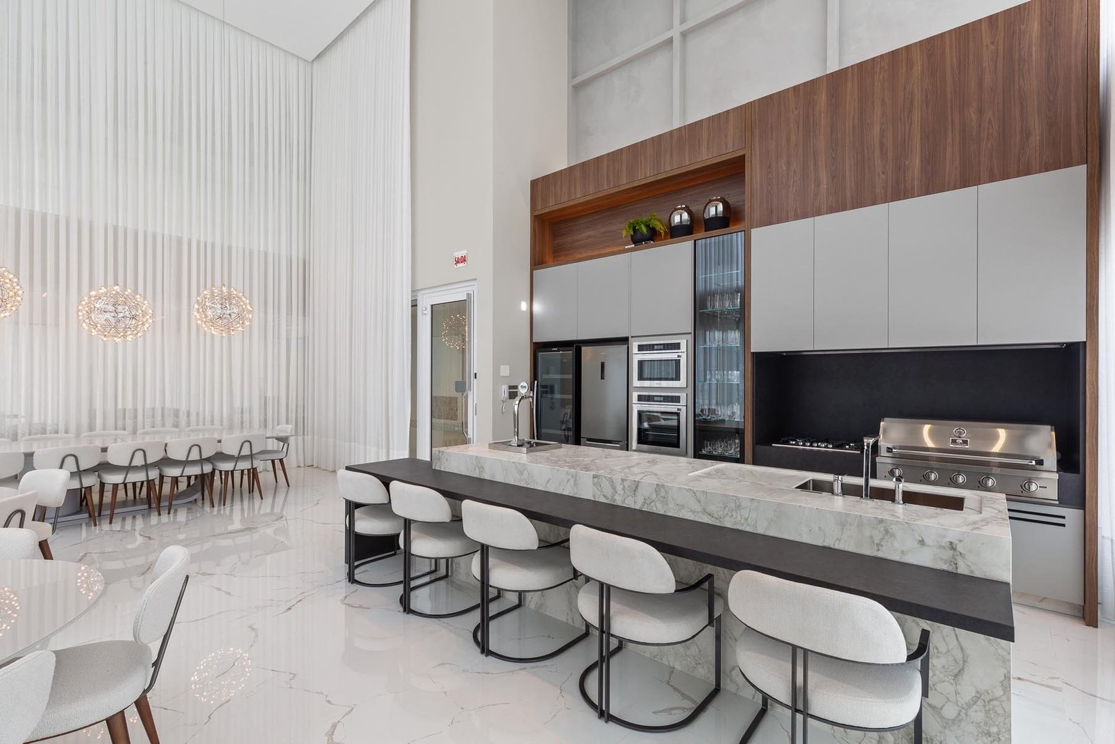 4 Bed, 6 Bath, ApartmentFor Sale, Pioneiros, Santa Catarina, 88331-010