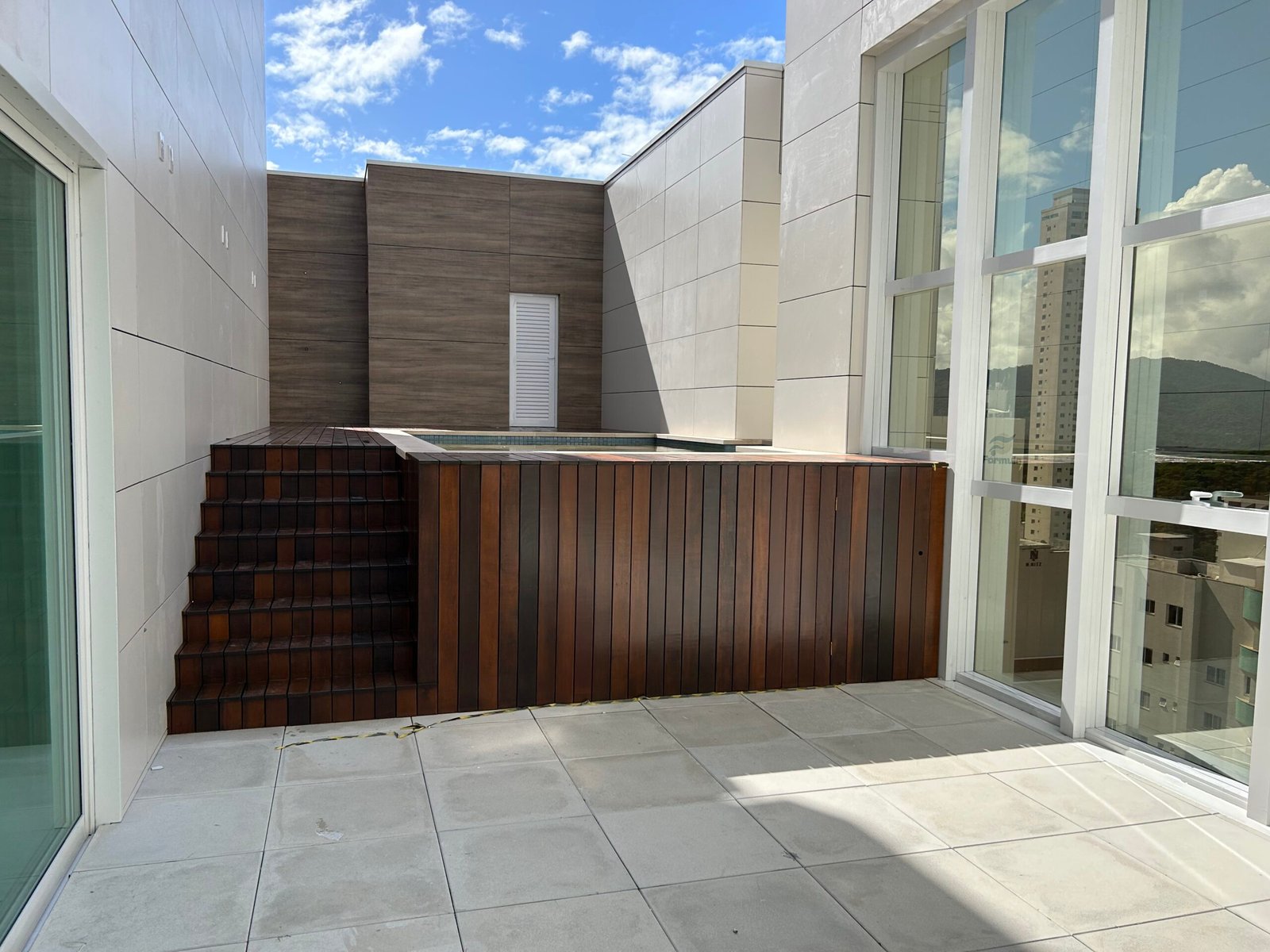 4 Bed, 6 Bath, ApartmentFor Sale, Pioneiros, Santa Catarina, 88331-010