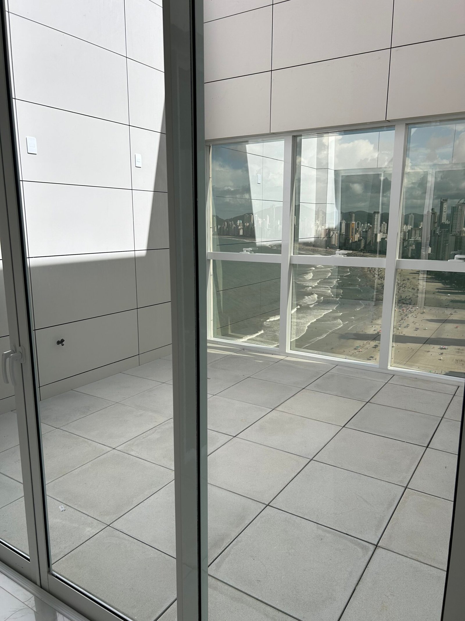 4 Bed, 6 Bath, ApartmentFor Sale, Pioneiros, Santa Catarina, 88331-010