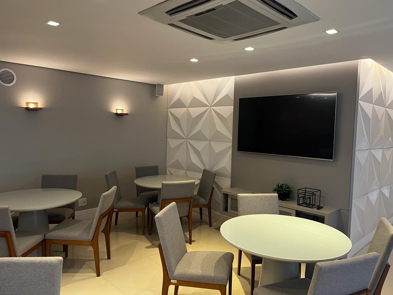 3 Bed, 3 Bath, ApartmentFor Sale, Brazil