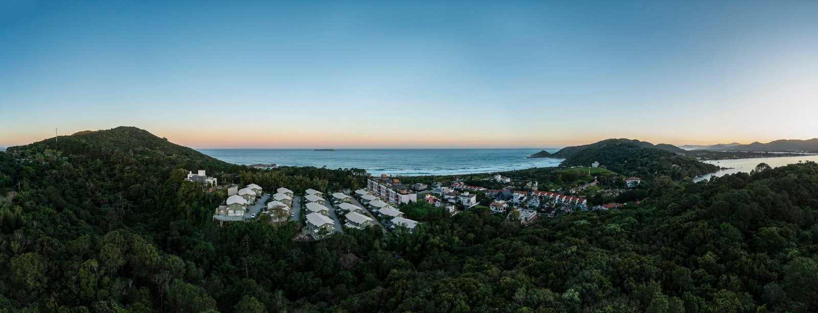 2 Bed, 2 Bath, ApartmentFor Sale, Florianópolis, Santa Catarina, 88061-700