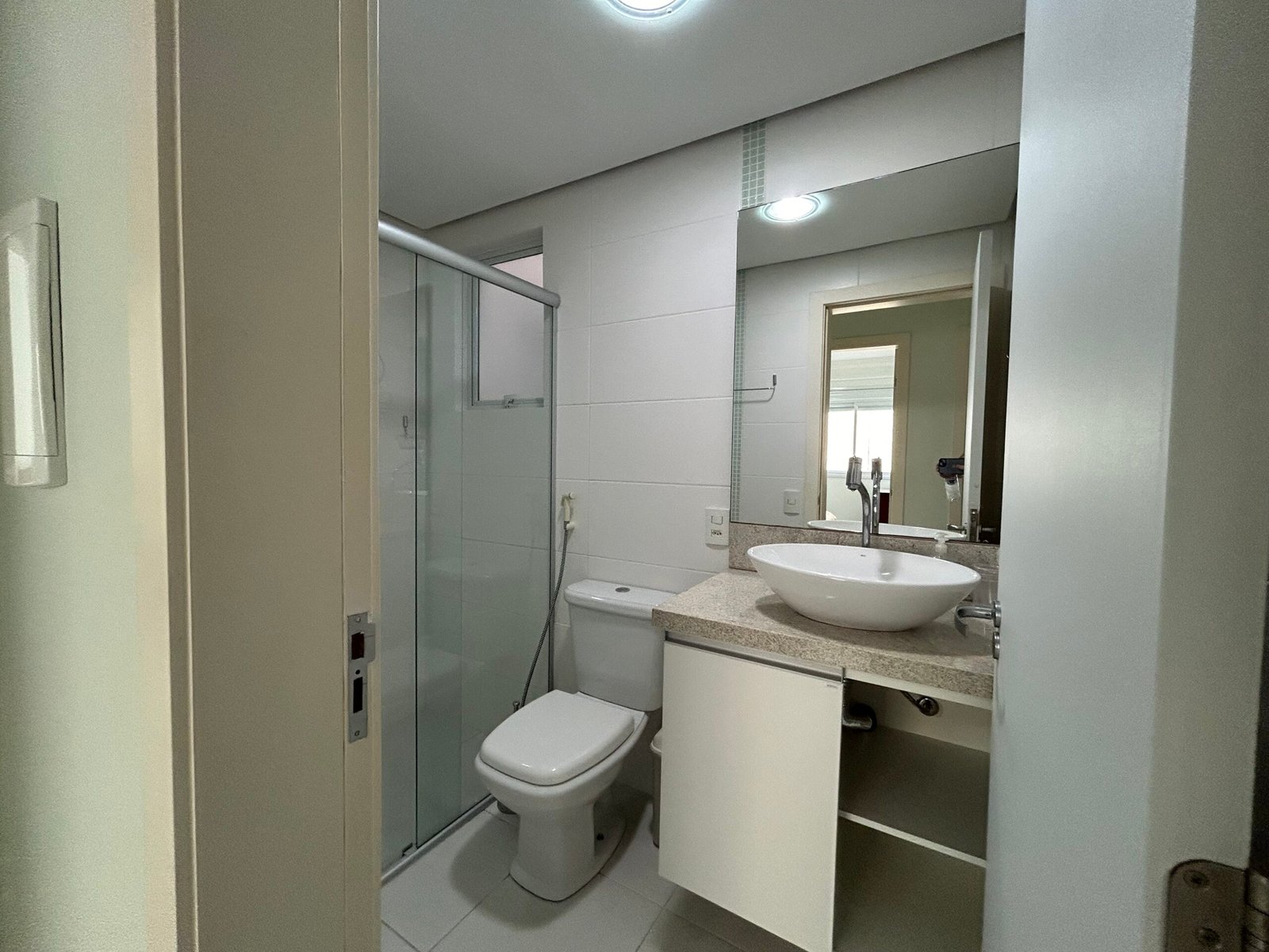 3 Bed, 2 Bath, ApartmentFor Sale, Ingleses do Rio Vermelho, Santa Catarina, 88058-580