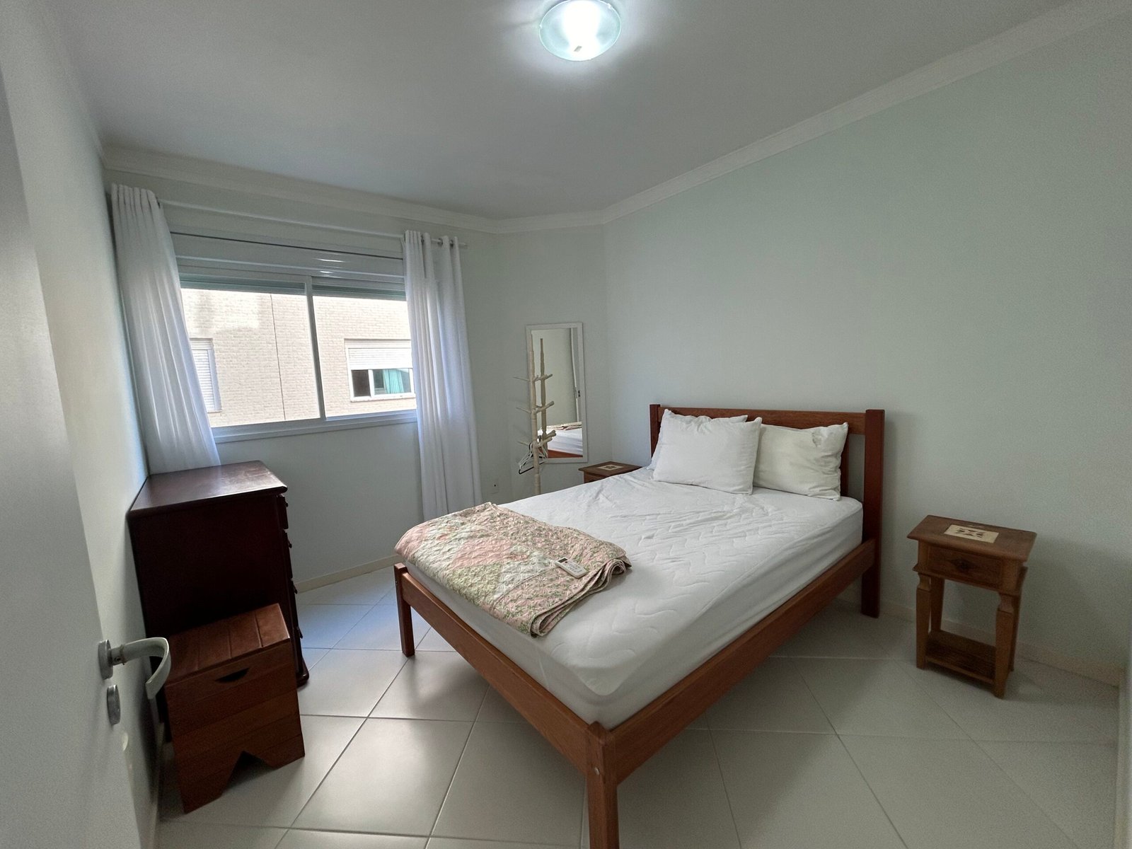 3 Bed, 2 Bath, ApartmentFor Sale, Ingleses do Rio Vermelho, Santa Catarina, 88058-580