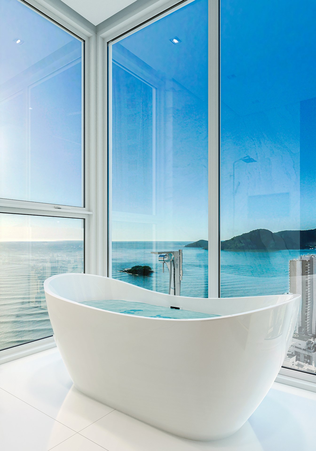 4 Bed, 4 Bath, ApartmentFor Sale, Centro, Santa Catarina, 88330-684