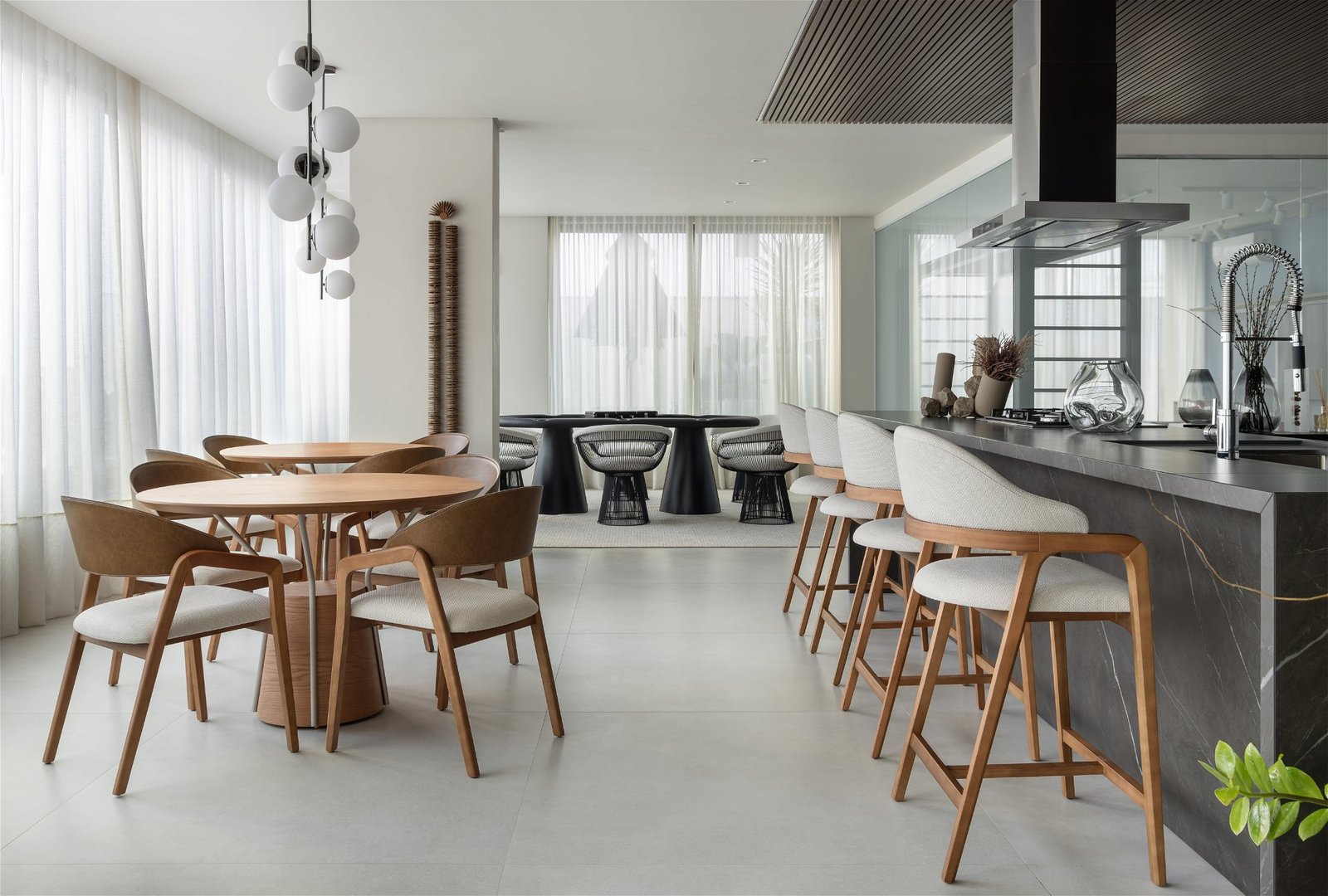 4 Bed, 5 Bath, ApartmentFor Sale, Centro, Santa Catarina, 88330-792