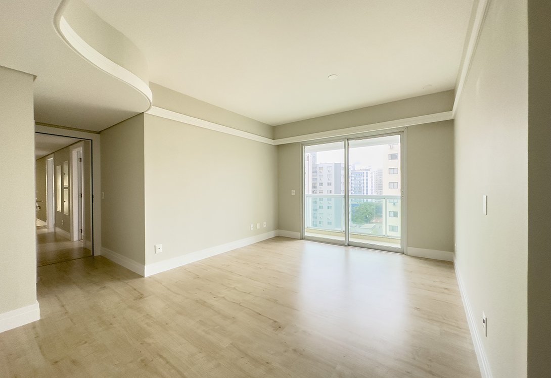 3 Bed, 3 Bath, ApartmentFor Sale, Centro, Santa Catarina, 88330-780