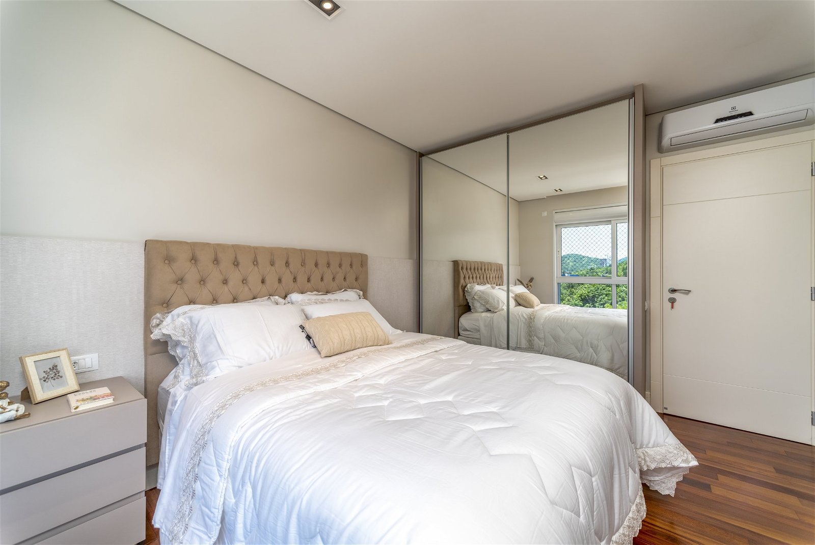 3 Bed, 4 Bath, ApartmentFor Sale, Praia Brava, Santa Catarina, 88306-806