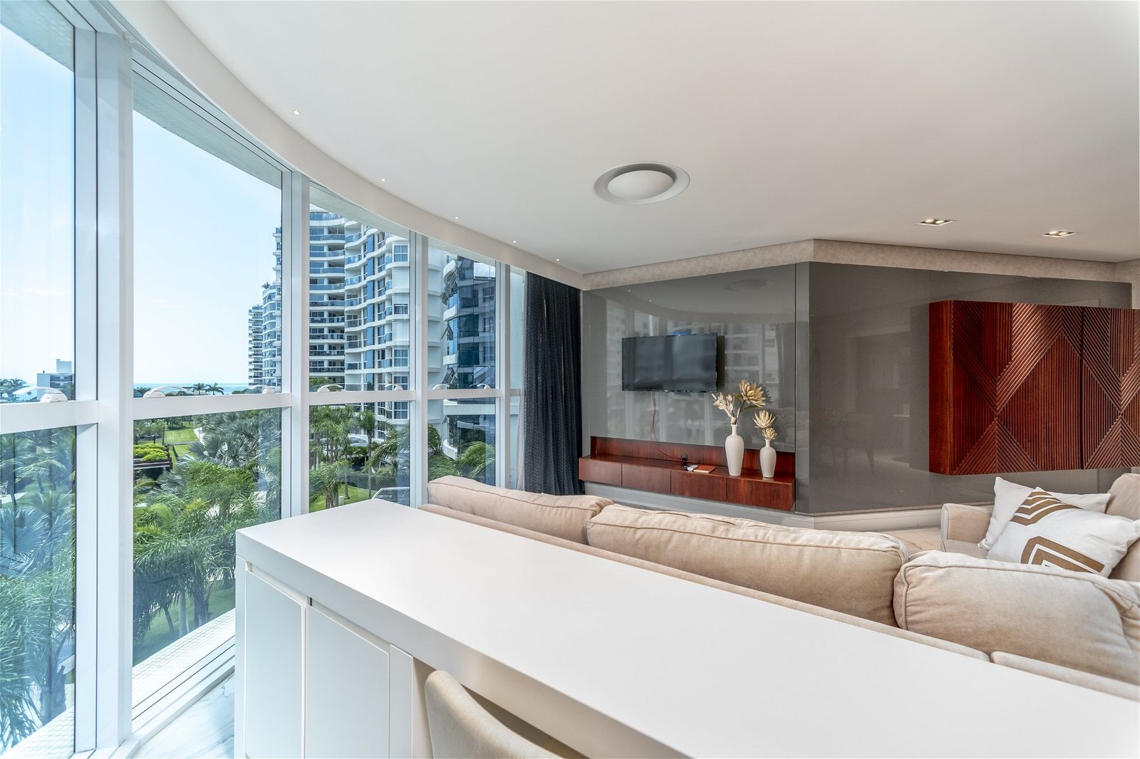 3 Bed, 4 Bath, ApartmentFor Sale, Praia Brava, Santa Catarina, 88306-806