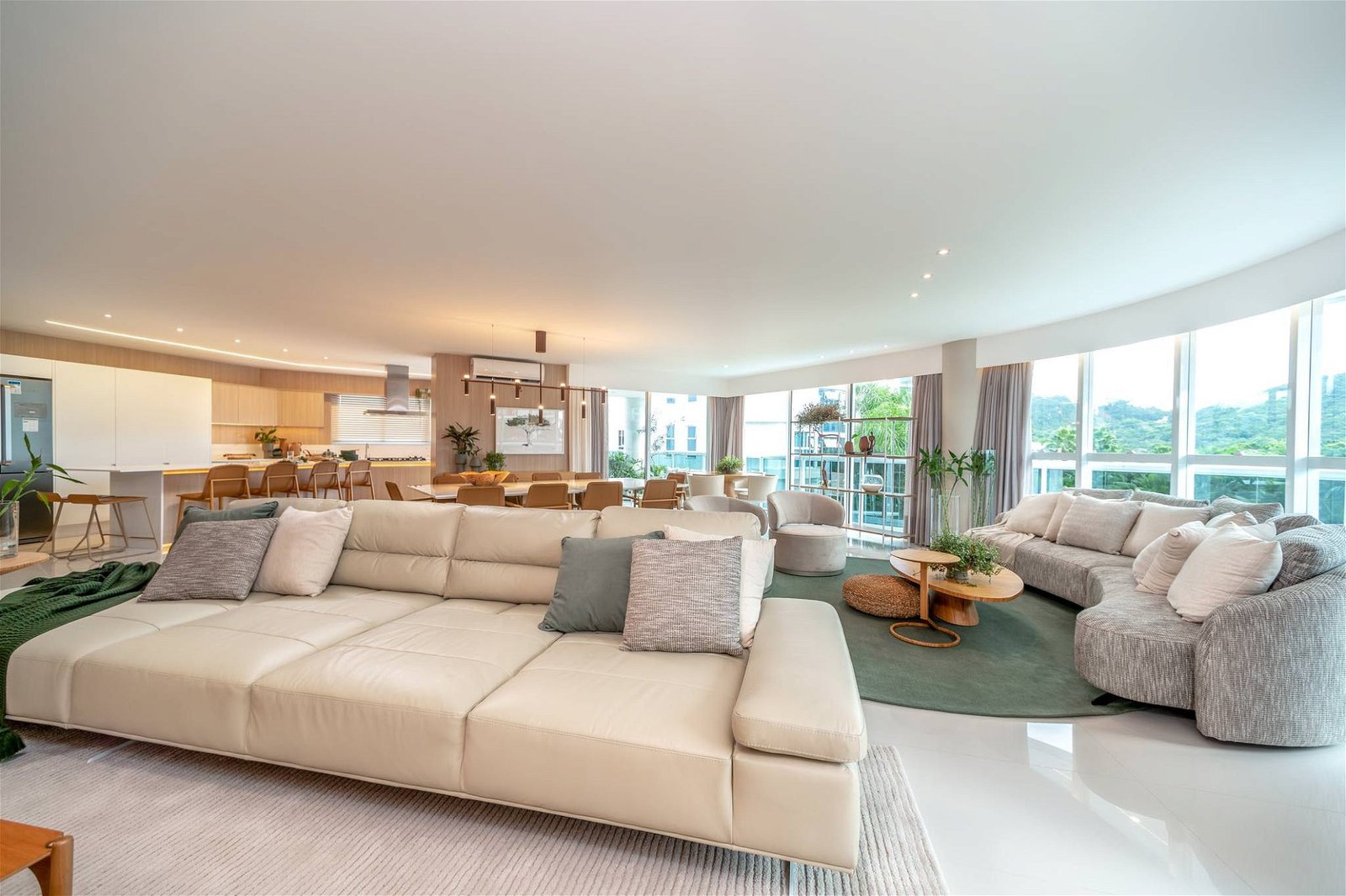 5 Bed, 6 Bath, ApartmentFor Sale, Santa Catarina, Brazil