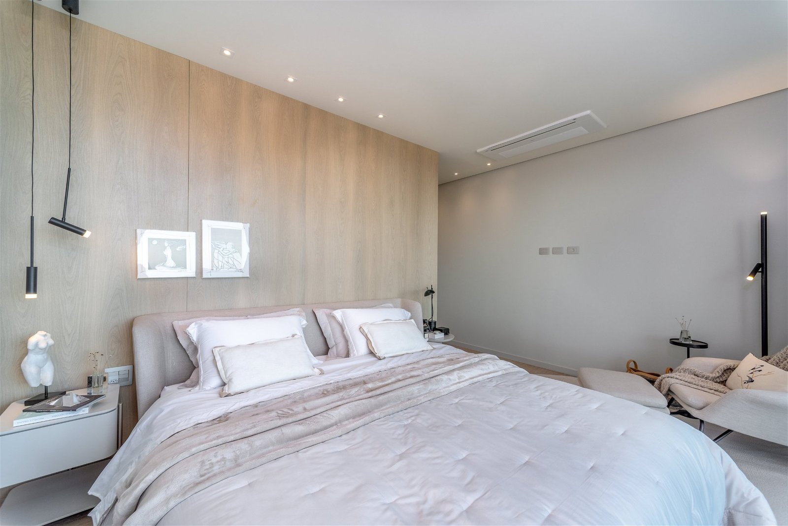 5 Bed, 6 Bath, HouseFor Sale