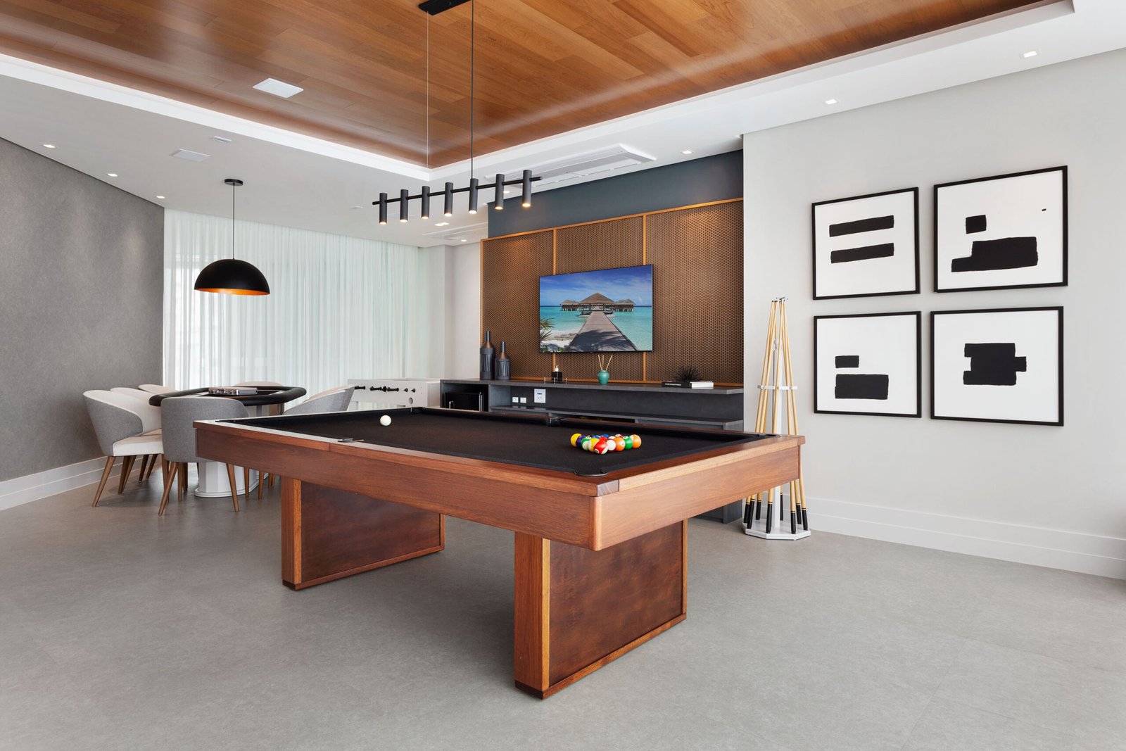 3 Bed, 4 Bath, ApartmentFor Sale, Centro, Santa Catarina, 88330-063