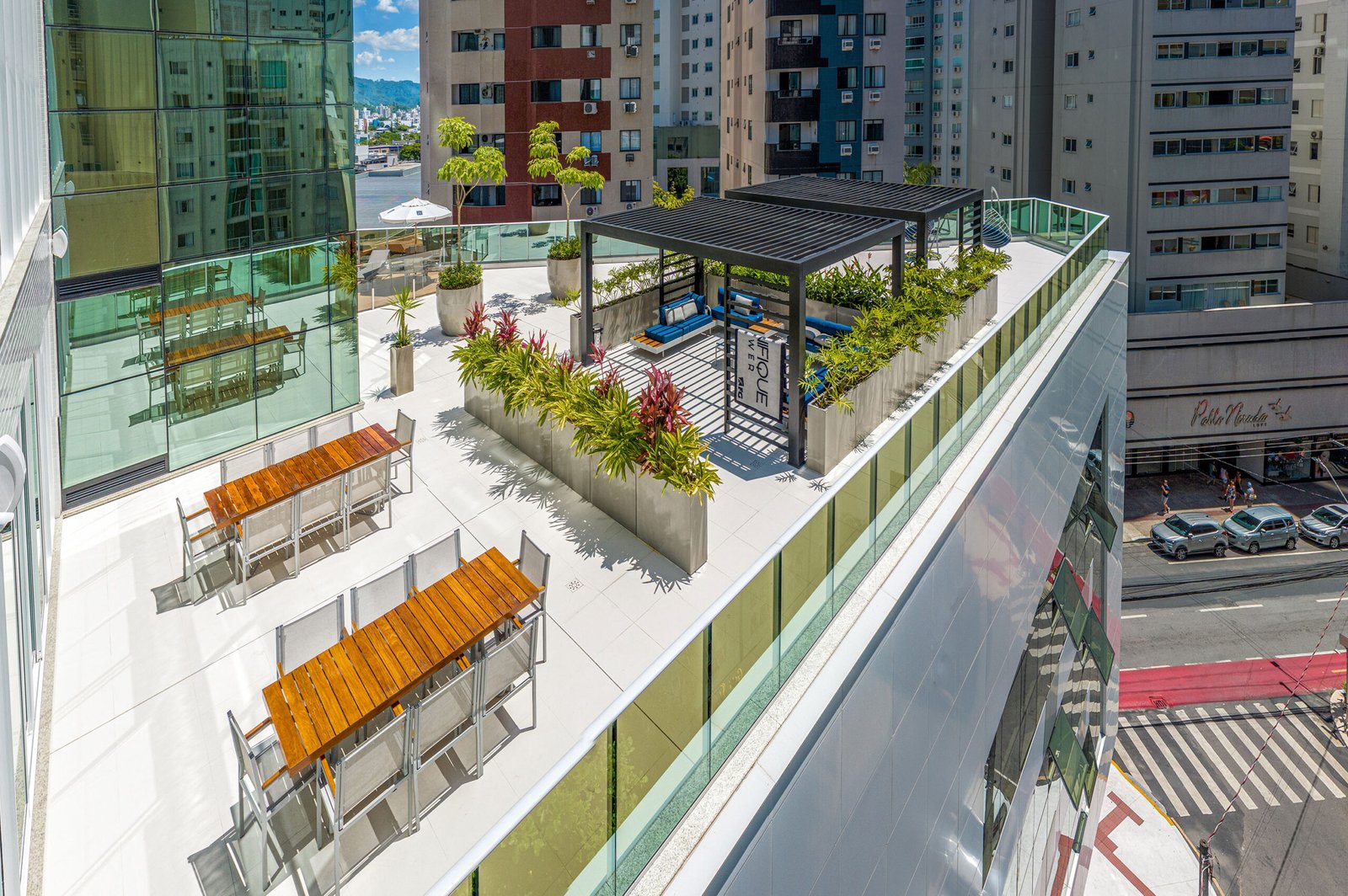 3 Bed, 4 Bath, ApartmentFor Sale, Centro, Santa Catarina, 88330-063