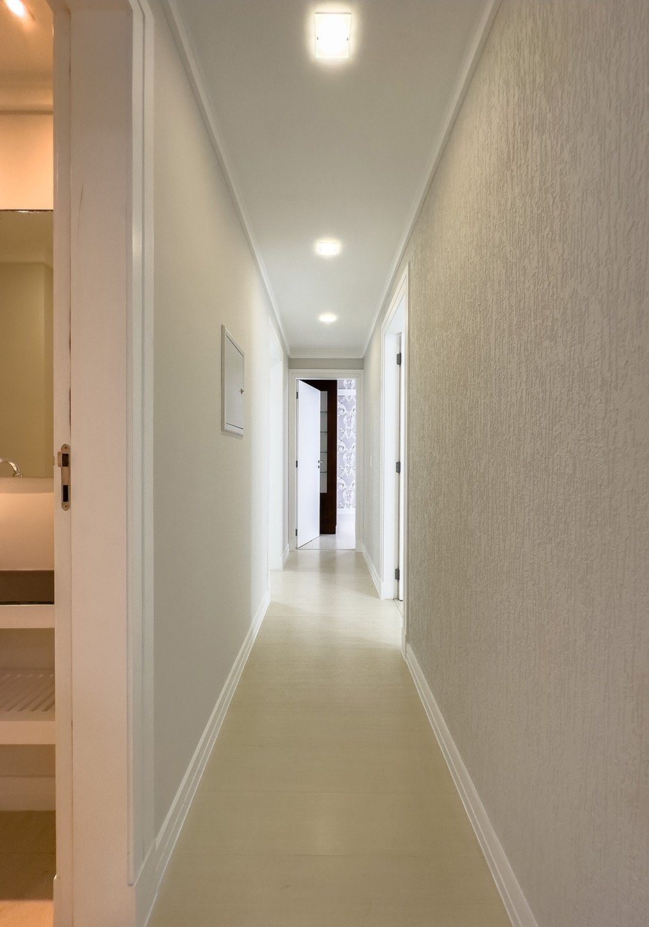 3 Bed, 2 Bath, ApartmentFor Sale, Centro, Santa Catarina, 88330-786