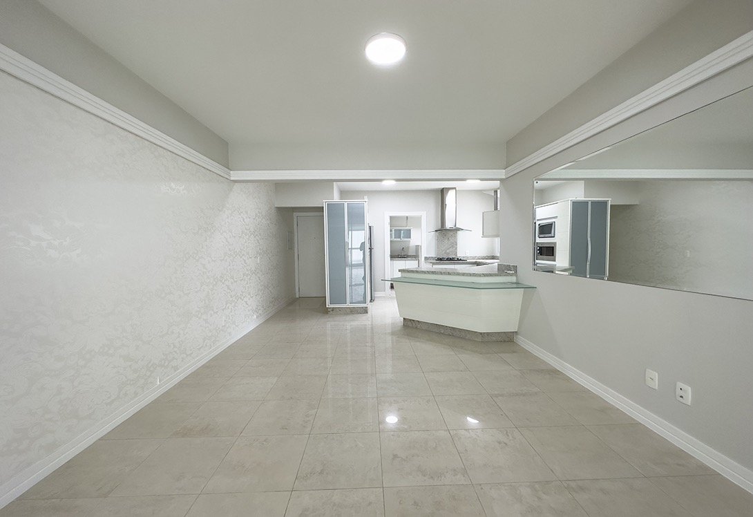 3 Bed, 2 Bath, ApartmentFor Sale, Centro, Santa Catarina, 88330-786