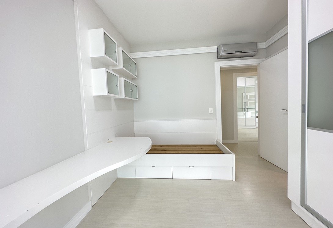 3 Bed, 2 Bath, ApartmentFor Sale, Centro, Santa Catarina, 88330-786