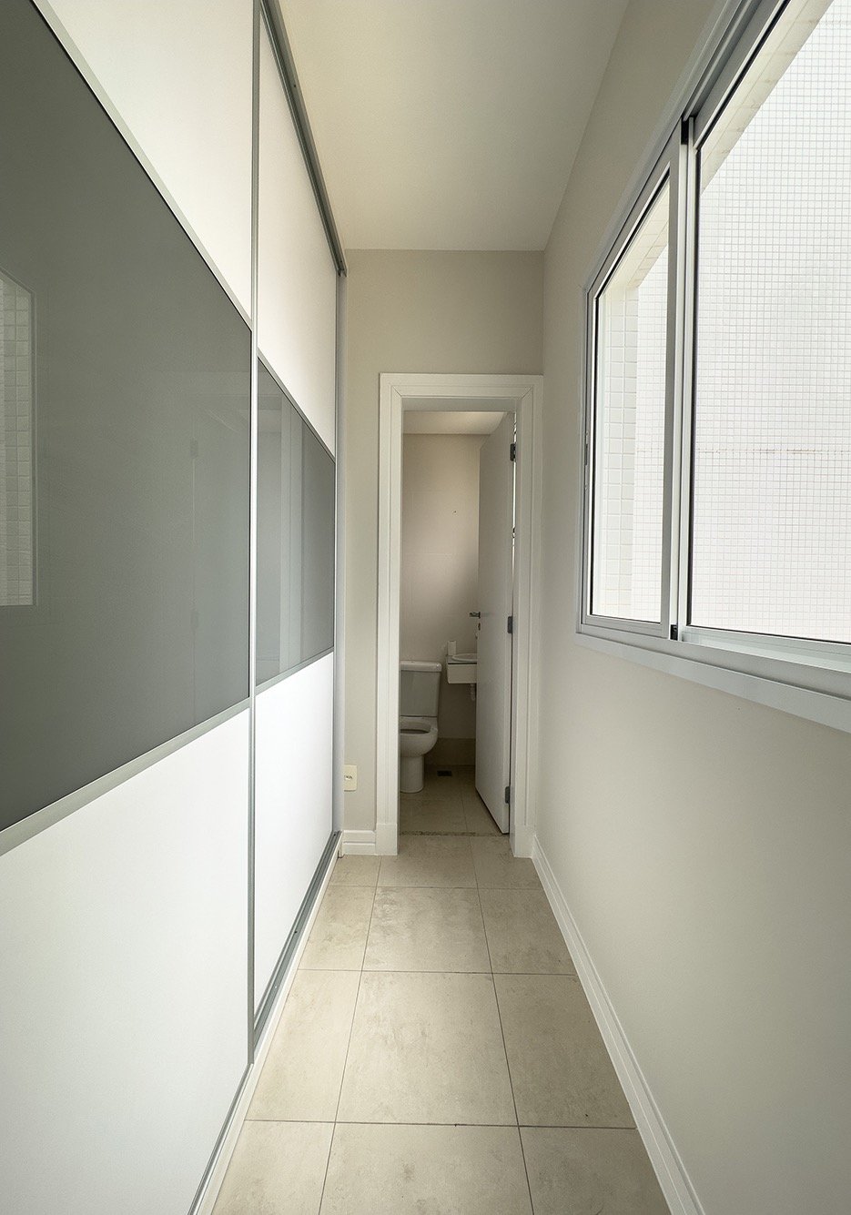 3 Bed, 2 Bath, ApartmentFor Sale, Centro, Santa Catarina, 88330-786